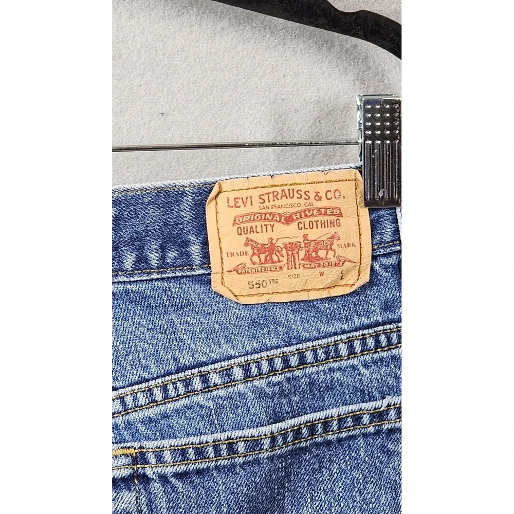 Vintage Levis 550 Relaxed Fit Tapered Leg Mom Jeans Size 16L High Rise Denim 90s